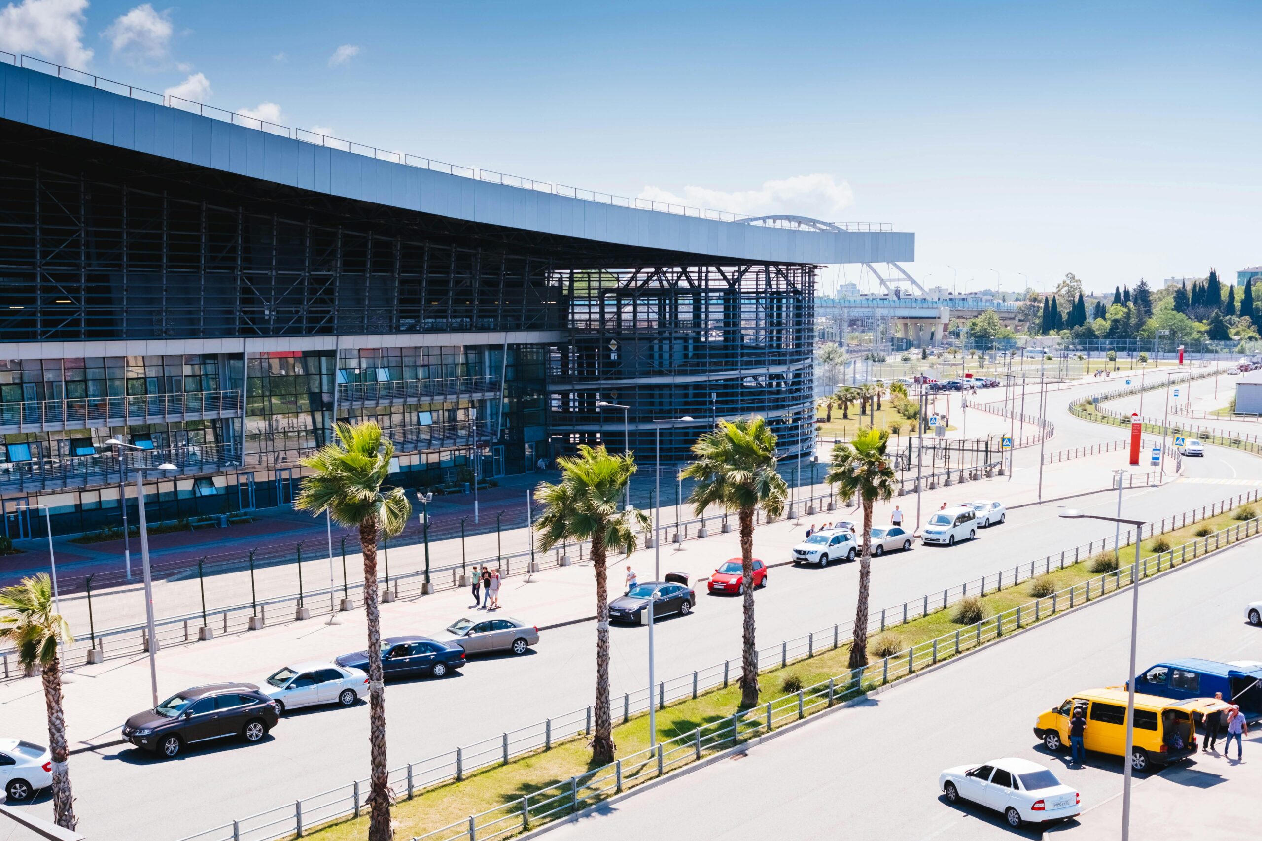 Aeroporto internazionale di Sochi (AER) ad Adler, 30 km dal centro della città